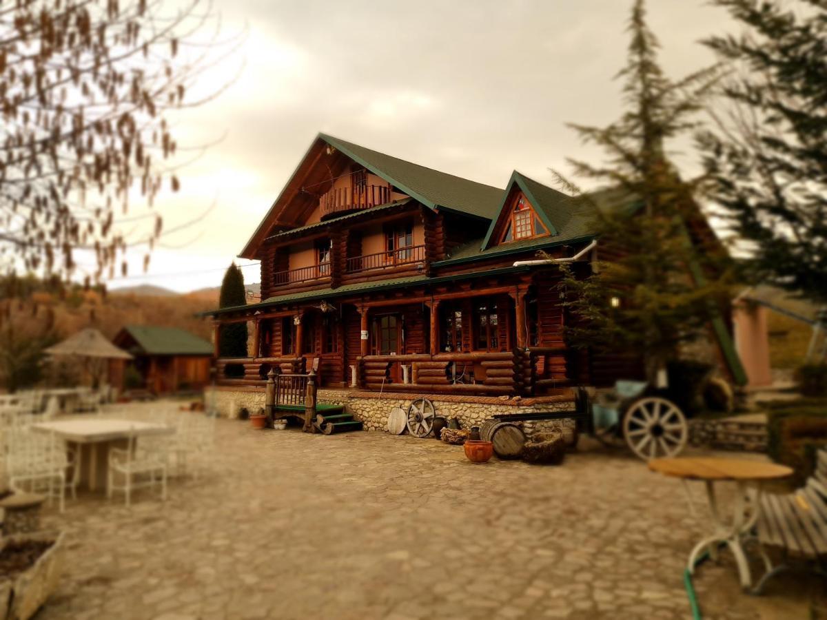 Sofra Kolonjare Agroturizem Hotel Erseke Exterior foto