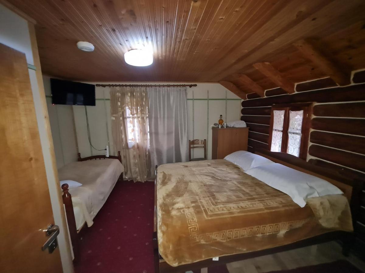 Sofra Kolonjare Agroturizem Hotel Erseke Exterior foto