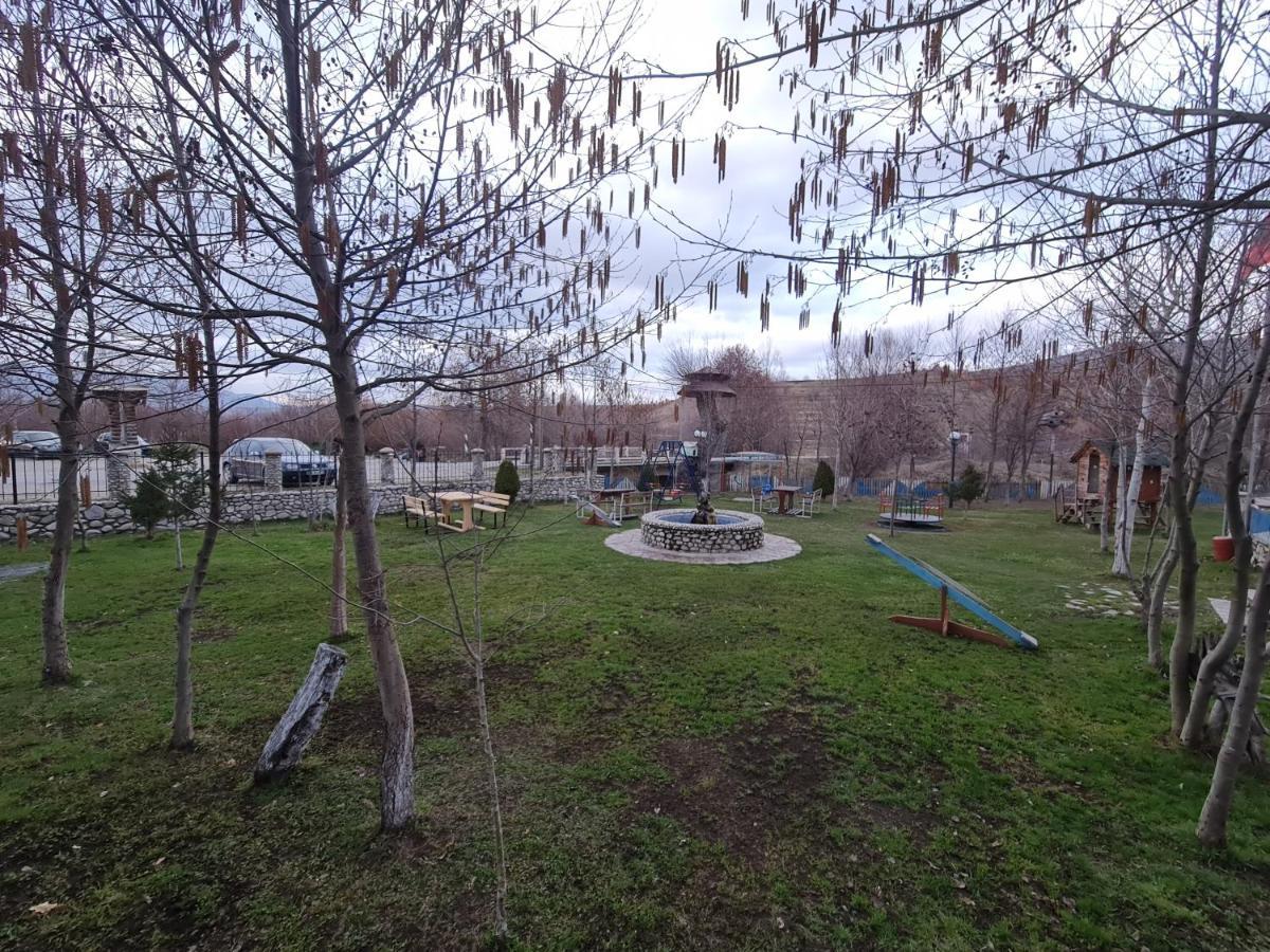 Sofra Kolonjare Agroturizem Hotel Erseke Exterior foto